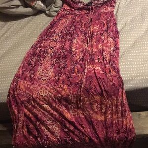 Long sleeveless dress